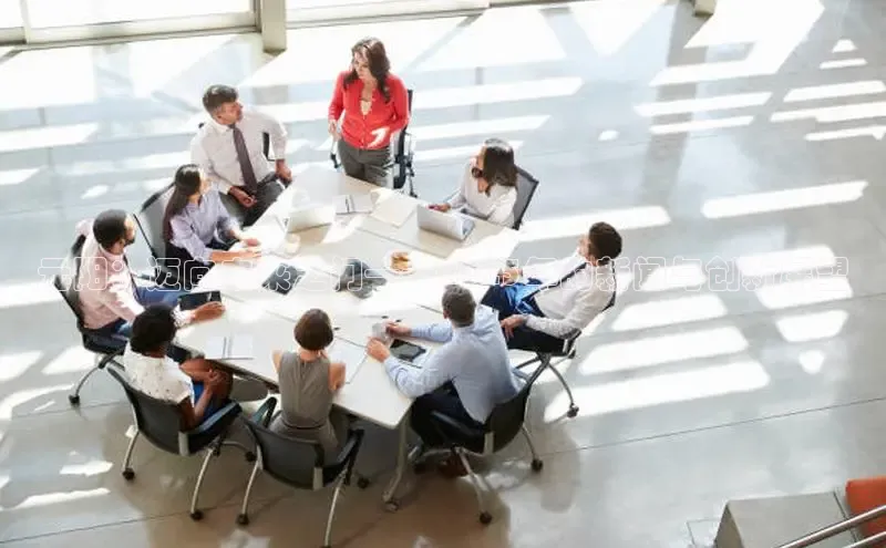 元阳：迈向未来之门——2025年的新闻与创新展望